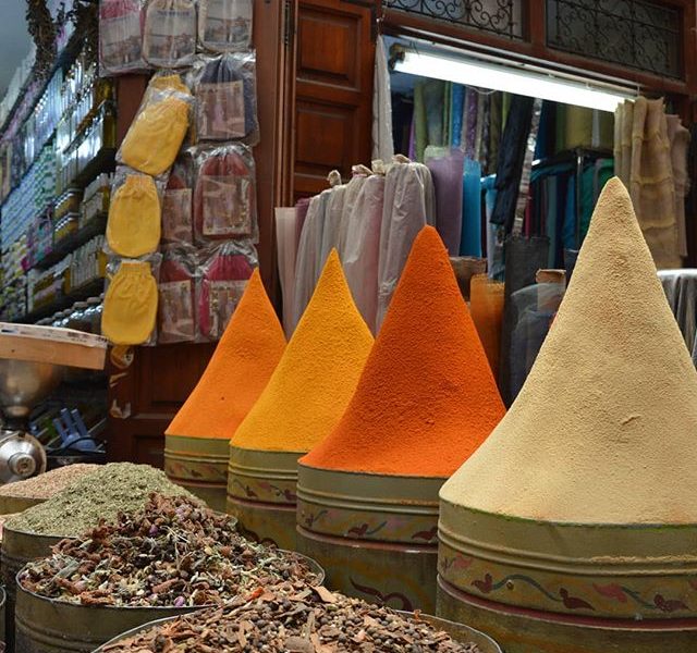 Spezie e colori di ogni tipo! #marrakech #morocco #maroc #travel #moroccan #marruecos #photography #marocco #like #marocaine #kenitra #marrakesh #africa #moroccotravel #follow #travelblogger #instatravel #thexeon #blogger #InstaTags4Likes #italianblogger #travelinfluencer #medina #Марокко #marokko #rabat #visitmarrakech #visitMorocco #marrakechMedina