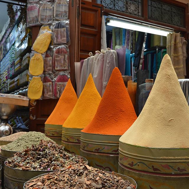 Spezie e colori di ogni tipo!#marrakech #morocco #maroc #travel #moroccan #marruecos #photography #marocco #like #marocaine #kenitra #marrakesh #africa #moroccotravel #follow #travelblogger #instatravel #thexeon #blogger #InstaTags4Likes #italianblogger #travelinfluencer #medina  #Марокко #marokko #rabat #visitmarrakech #visitMorocco #marrakechMedina - from Instagram