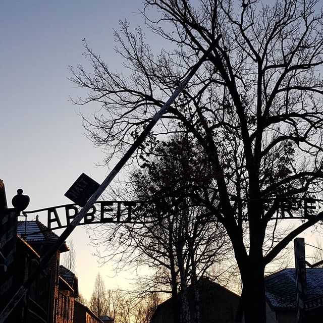 Senza parole#auschwitz #holocaust #birkenau #shoah #shoa #haarp #poland #concentrationcamp #weremember #history #incubus #holocausto #auschwitzbirkenau #jews #auschwitzmemorial #g #annefrank #neverforget #thexeon - from Instagram